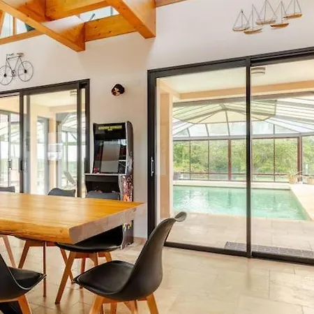 Holiday home Maison D'architecte Et Sa Piscine Privee Soulitre