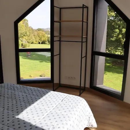 Maison D'architecte Et Sa Piscine Privee