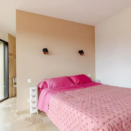 Maison D'architecte Et Sa Piscine Privee Holiday home