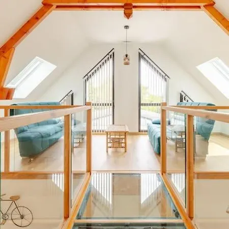 Maison D'architecte Et Sa Piscine Privee Holiday home *