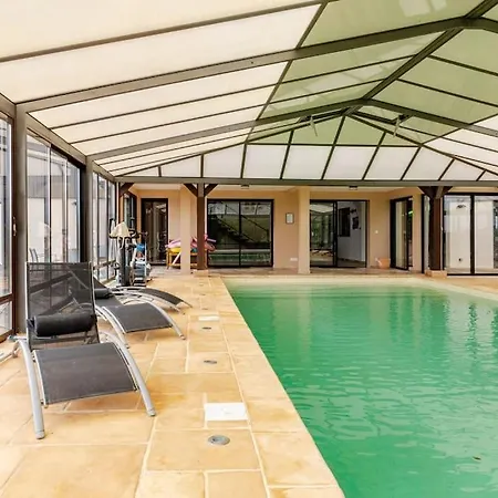 Holiday home Maison D'architecte Et Sa Piscine Privee