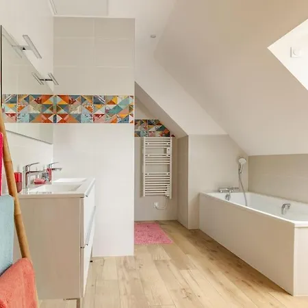 Maison D'architecte Et Sa Piscine Privee * Soulitre
