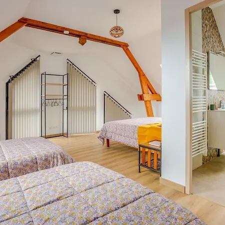 Holiday home Maison D'architecte Et Sa Piscine Privee *