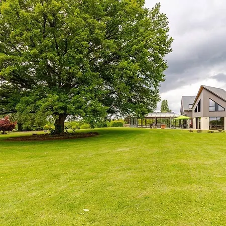 Maison D'architecte Et Sa Piscine Privee Holiday home